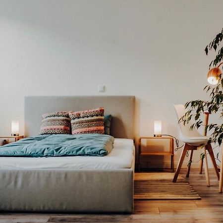 Mayen, Baeckerstr, Privatzimmer Nr1, Innenstadt, Naehe Nuerburgring & Burg Eltz, Gemeinschaftsbad Exterior foto